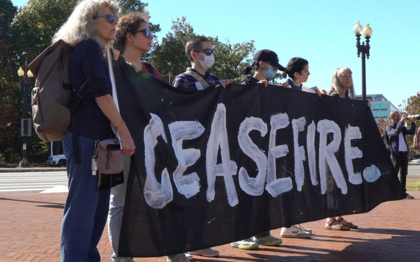 Video: Protesters, House progressives push for cease-fire in the Middle East